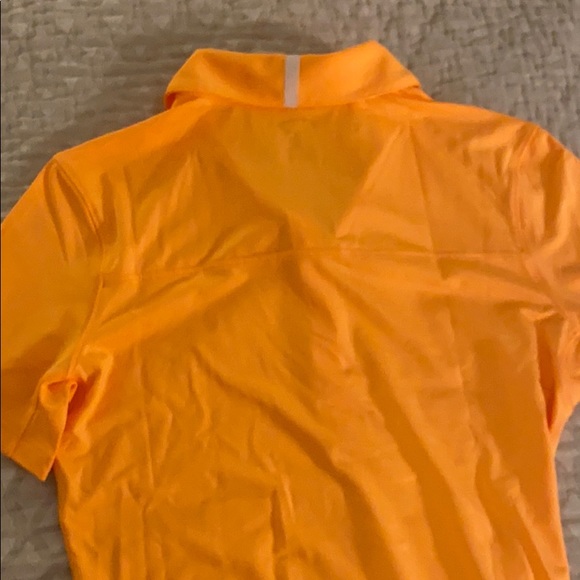 Oakley women’s golf polo - Picture 3 of 3